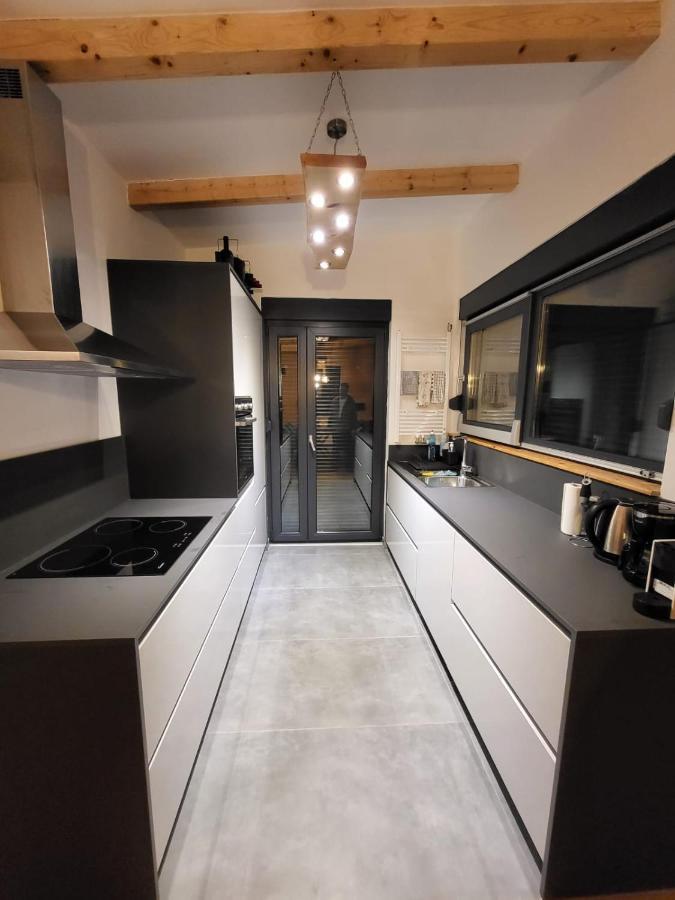 House Momentum Villa *
