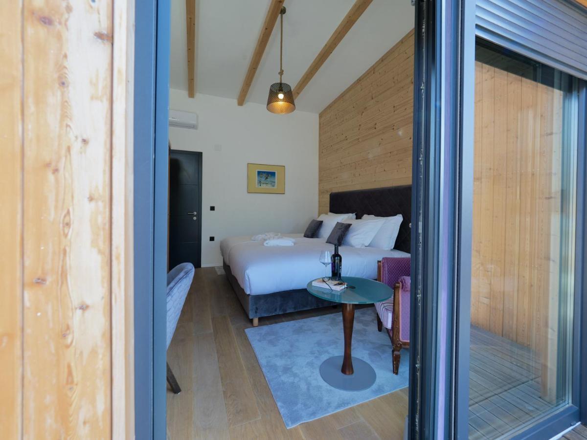House Momentum Villa