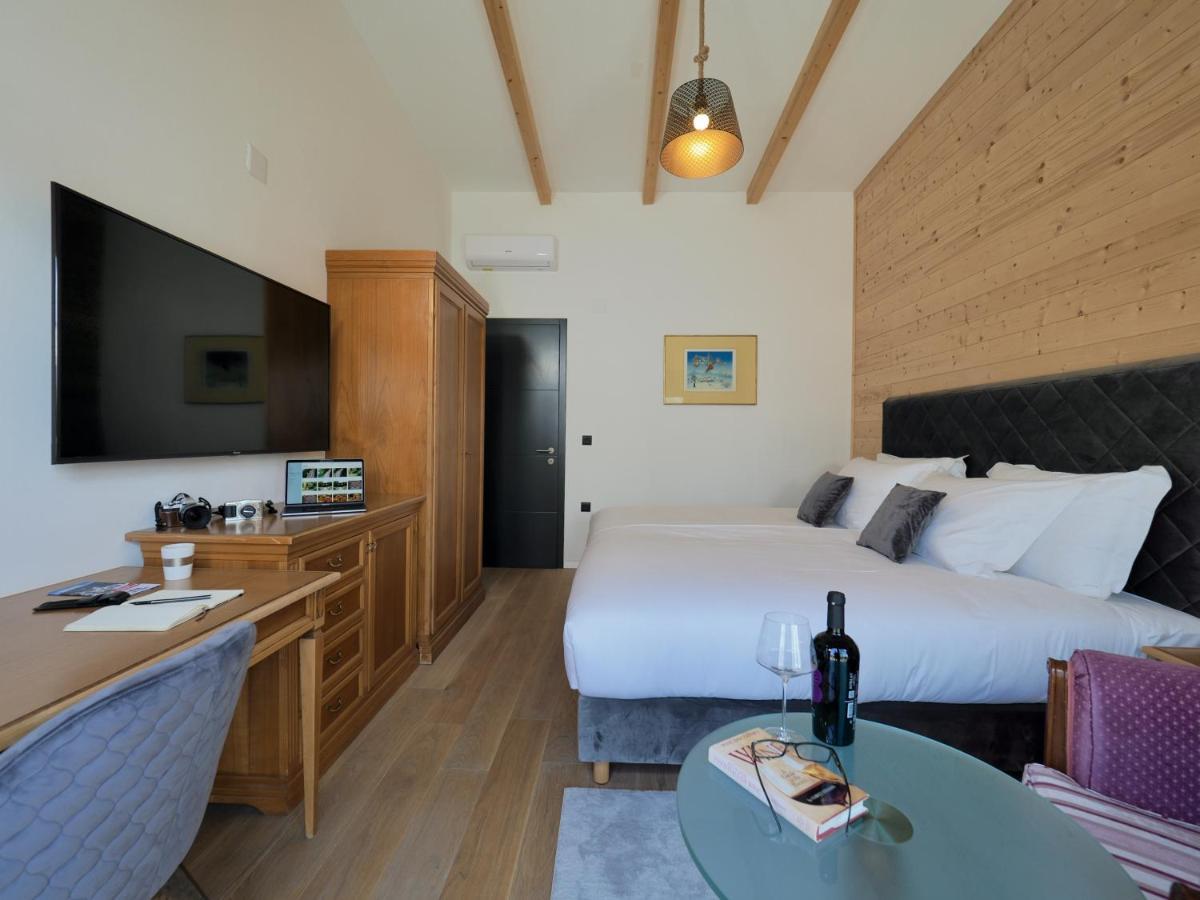 House Momentum Villa